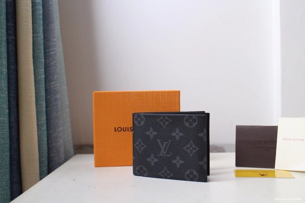 WALLET LOUIS VUITTON AMERIGO 0822